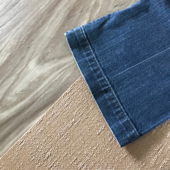 7 for all Mankind Cropped Jean - Picture 4 of 6